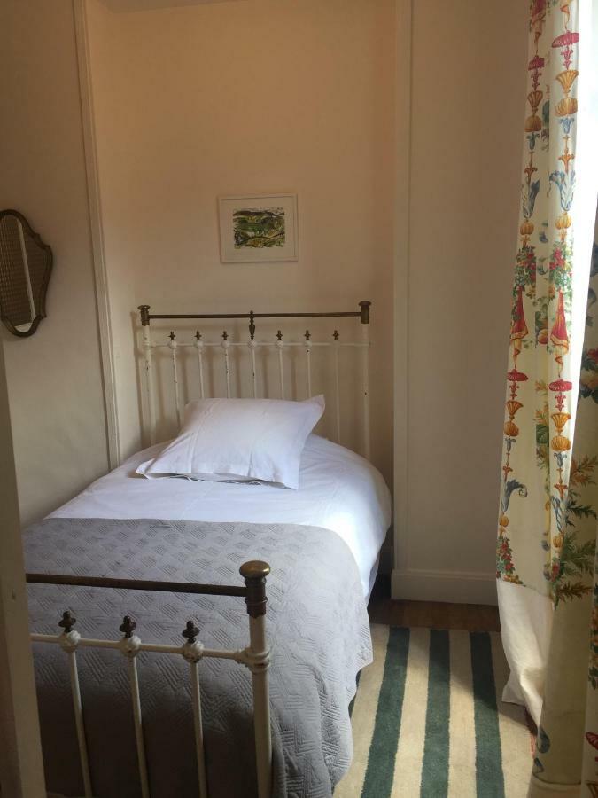 La Grenouille Noire Hotel Marcillat-en-Combraille ภายนอก รูปภาพ